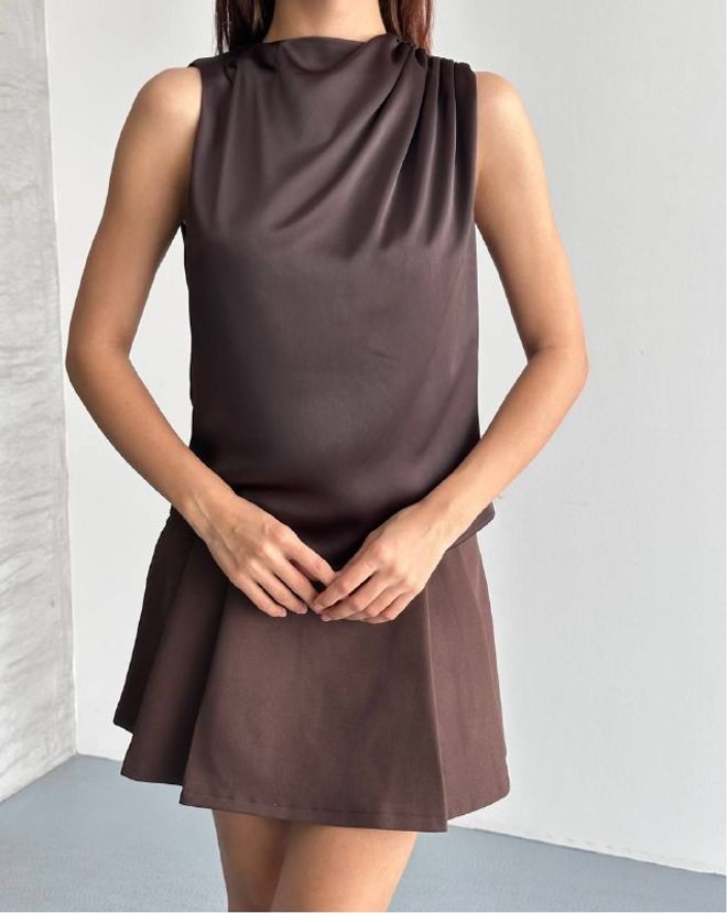 Mistix Brown Slim Fit Sleeveless Blouse With Boat Neck Wholesale Clothing Sexy