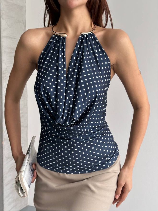 Mistix Camicetta Blu Navy Slim Fit Senza Maniche Con Scollo All'americana Abbigliamento all'ingrosso Casuale