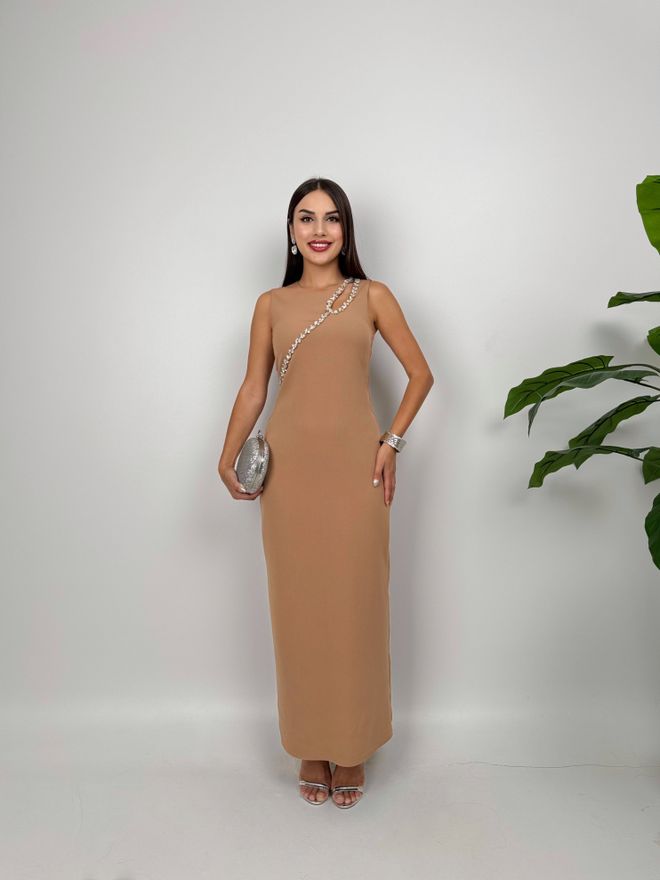 Miss Janell Κομψό Μπεζ Φόρεμα Θήκη Με Πολύ Κοντό Μανίκι Χονδρικό εμπόριο ενδυμάτων Σέξι