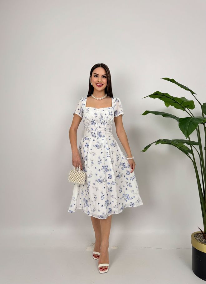 Miss Janell Элегантное Белое Платье Подгонка И Расклешение Оптовая продажа одежды Повседневный