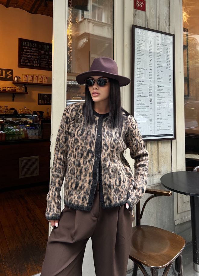 Miss Janell Brown Leopard Print Buttoned Cardigan Wholesale Clothing Fall