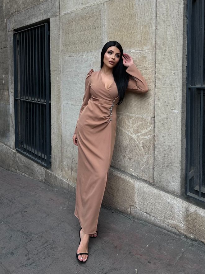 Miss Janell Елегантна Кафява Рокля С Дълъг Ръкав И Дълбоко Деколте Дрехи на едро Секси