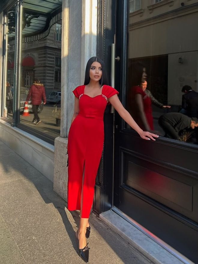 Miss Janell Rotes Sheath Kleid Mit Herzförmigem Ausschnitt Und Kappenärmeln Großhandelskleidung Sexy