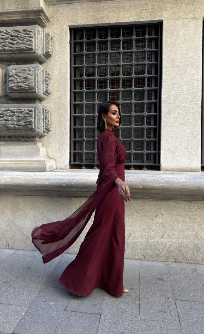 Miss Janell Elegancka Bordowa Sukienka Ołówkowa Z Długimi Rozciętymi Rękawami Hurtowa sprzedaż odzieży Klasyczny