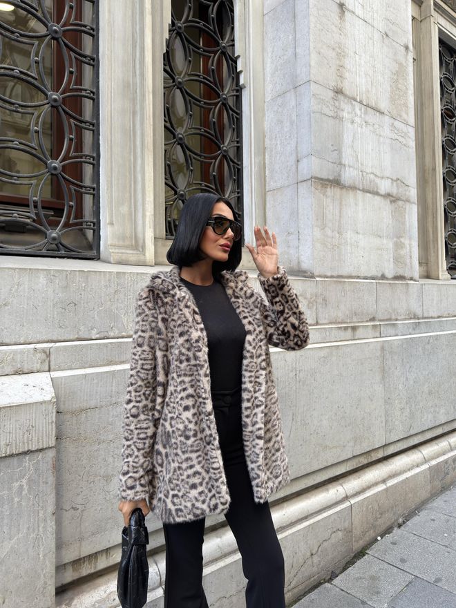 Miss Janell Mix Color Fur Coat With Animal Print And Notched Collar Wholesale Clothing Work