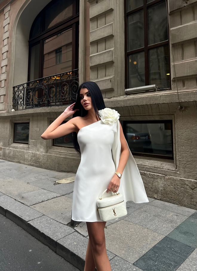 Miss Janell Biała Elegancka Sukienka Płaszcz Z Dekoltem Na Jedno Ramię Hurtowa sprzedaż odzieży Seksowny