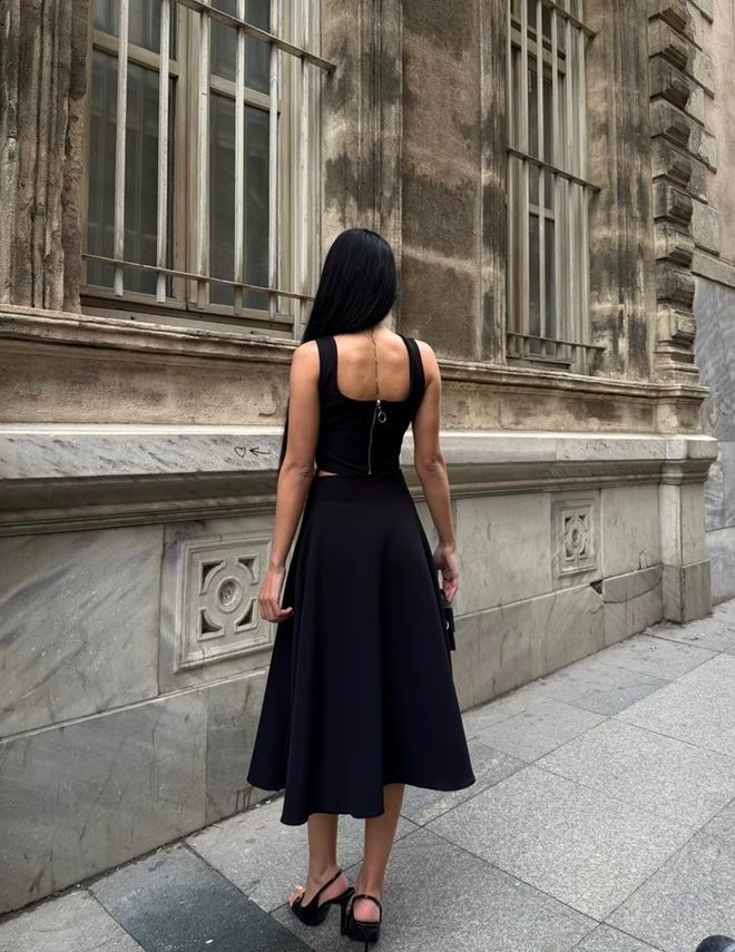 Miss Janell Black Elegant Flared Midi Skirt With High Waist Wholesale Clothing 1