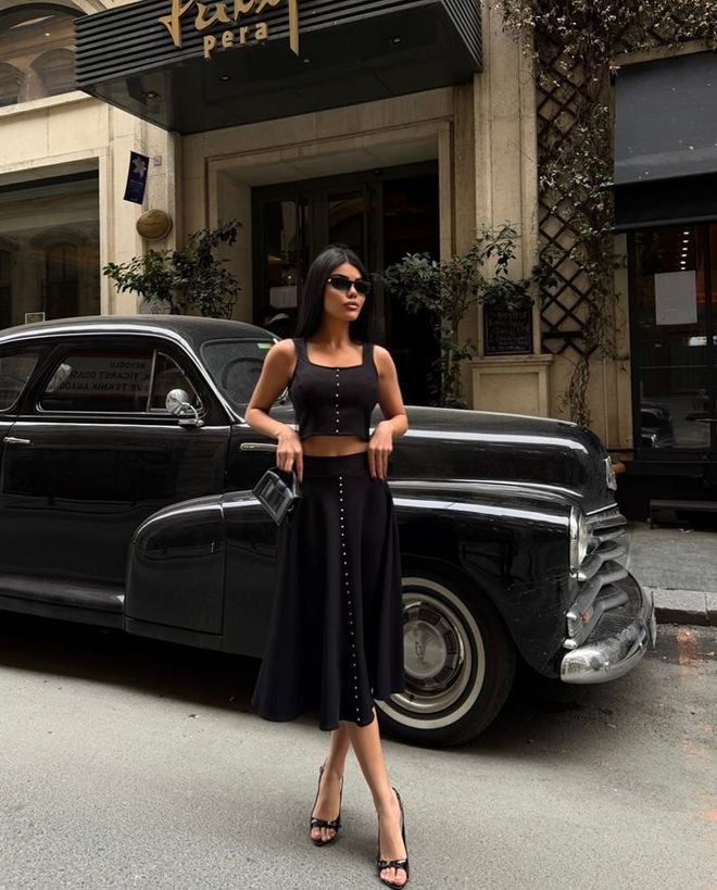 Miss Janell Black Elegant Flared Midi Skirt With High Waist Wholesale Clothing Casual