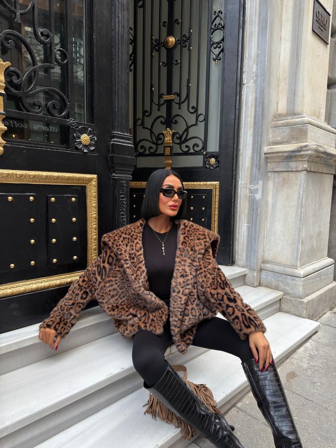 Miss Janell Brown Oversized Leopard Print Fur Hooded Coat Wholesale Clothing Work