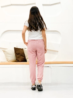 Una modelo de ropa al por mayor lleva 35773 - Sweatpants - Powder Pink, Pantalón De Chándal turco al por mayor de Miyalon