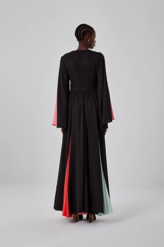 Una modelo de ropa al por mayor lleva 34134 - Dress - Black, Vestido turco al por mayor de Mizalle