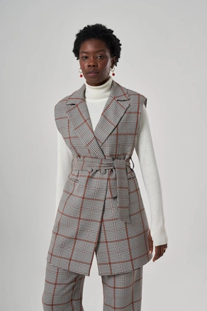 A model wears 35798 - Plaid Vest - Grey And Tan, wholesale undefined of Mizalle to display at Lonca