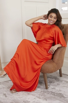 A wholesale clothing model wears mro11041-backless-long-satin-dress-orange, Turkish wholesale Dress of Mode Roy
