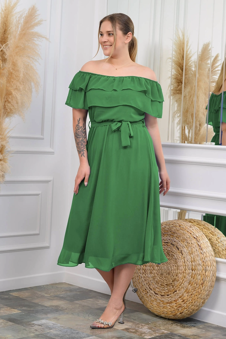 A wholesale clothing model wears 35151 - Dress - Green, Turkish wholesale Dress of Mode Roy