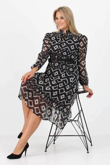 A wholesale clothing model wears  Patterned Midi Length Plus Size Chiffon Dress With Belt
, Turkish wholesale Dress of Mode Roy