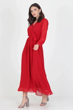 A wholesale clothing model wears MRO10020 - New Season Lined Double Breasted Neck Long Chiffon Dress, Turkish wholesale Dress of Mode Roy
