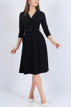 A wholesale clothing model wears MRO10396 - Shirt Collar Belt Knitted Dress - Black, Turkish wholesale Dress of Mode Roy