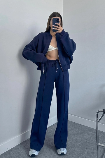 A wholesale clothing model wears  Raised Three Thread Tracksuit Set - Navy Blue
, Turkish wholesale Suit of Mode Roy
