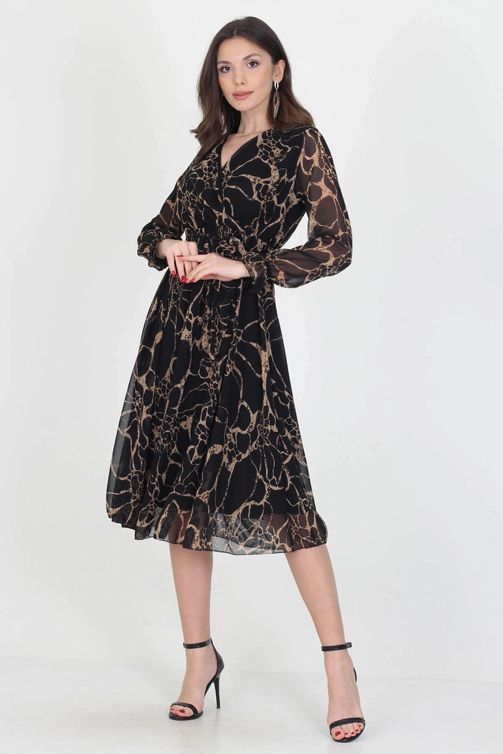 Een kledingmodel uit de groothandel draagt 40835 - Lined New Season Double Breasted Neck Midi Length Chiffon Dress, Turkse groothandel Jurk van Mode Roy