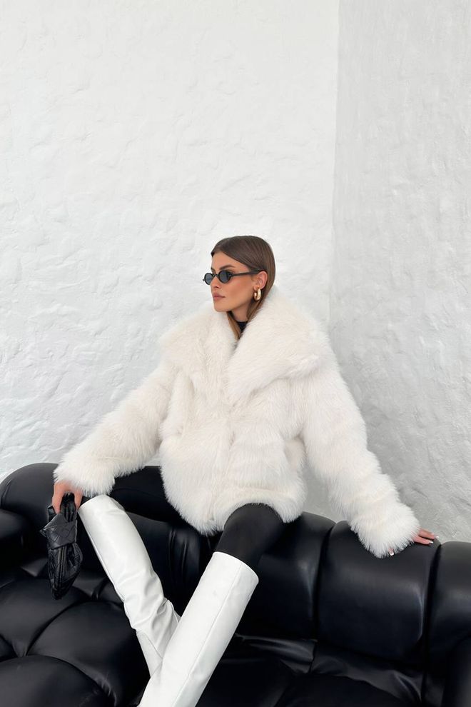 Mode Roy Oversize Snap Front Imported Fur Coat Ecru Wholesale Clothing Polyester