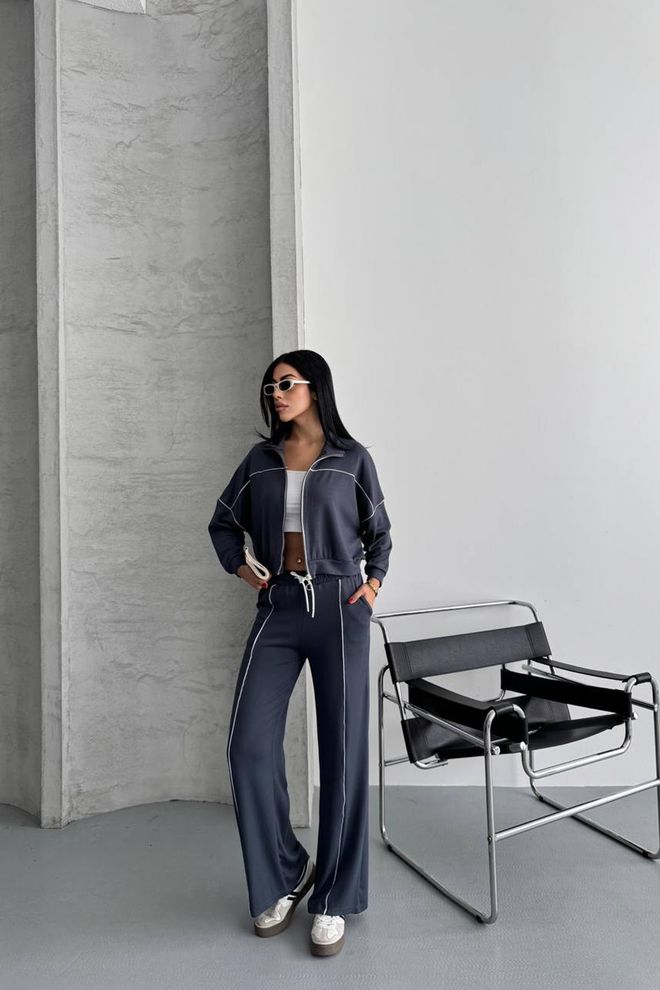 Mode Roy Trainingspak Marineblauw Met Ritssluiting En Capuchon Groothandel Kleding Casual