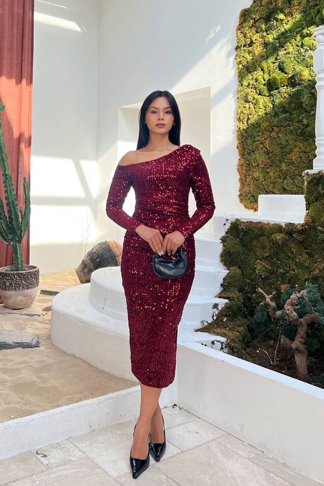 Mode Roy Vestido Vaina Rojo Clarete Con Lentejuelas Y Cuello Con Un Hombro Midi Ropa al por mayor Sexy