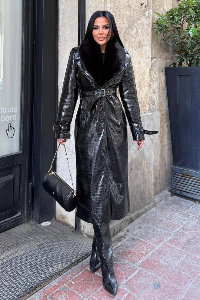 Mode Roy Черно Елегантно Глем Палто С Тесен Силует От Кожа Дрехи на едро Винтидж