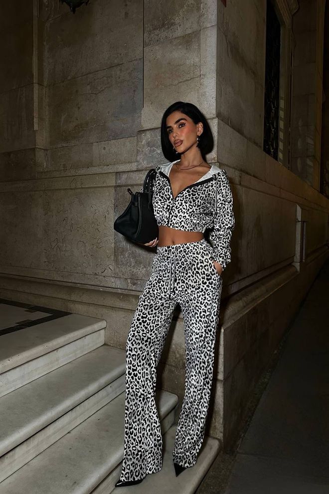 Mode Roy Black Tracksuit With Animal Print And Flare Leg Palazzo Wholesale Clothing Lounge