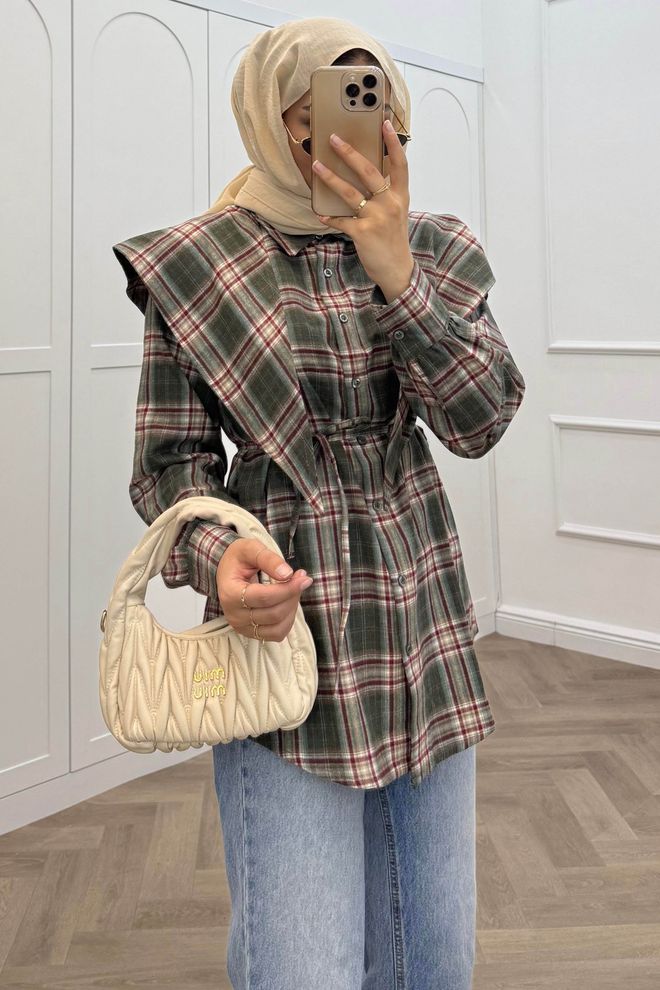 Mode Roy Cămașă Verde În Carouri Cu Stil Modest Și Guler Polo Îmbrăcăminte cu ridicata Conservator