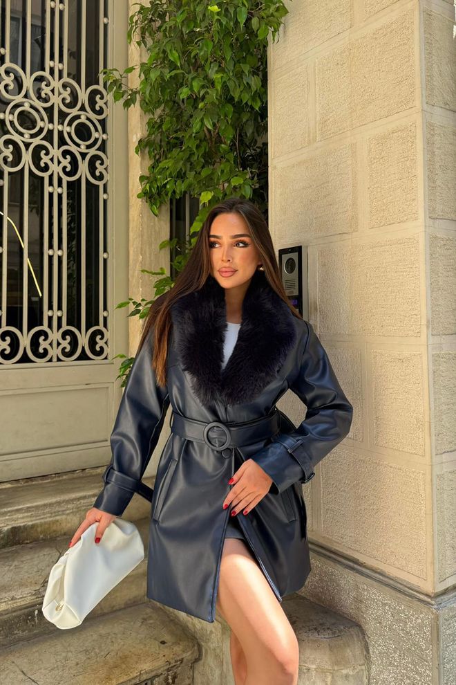 Mode Roy Черно Палто С Тесен Силует И Едноредово Закопчаване Дрехи на едро Небрежен