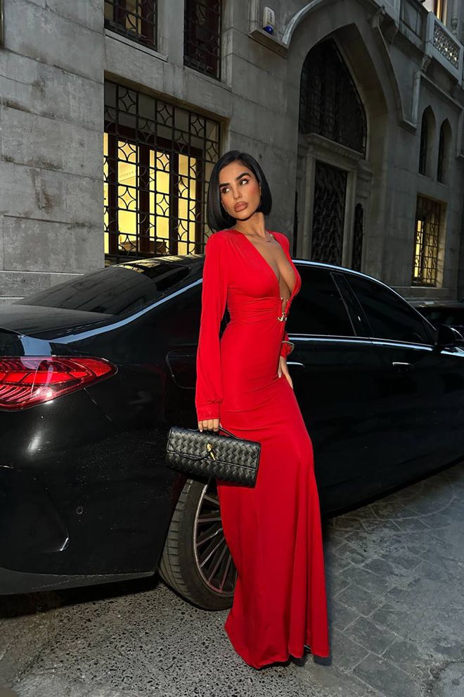 Mode Roy Elegant Red Sheath Dress With Plunging Neck Wholesale Clothing Sexy