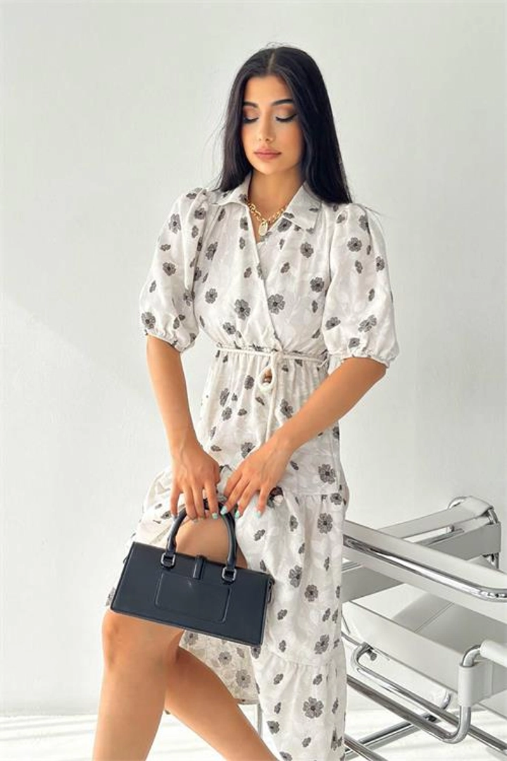 A wholesale clothing model wears mro10894-shirt-collar-patterned-linen-dress-ecru, Turkish wholesale Dress of Mode Roy