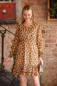 A wholesale clothing model wears 37226 - V-neck Shoulder Detail Mini Chiffon Dress, Turkish wholesale Dress of Mode Roy