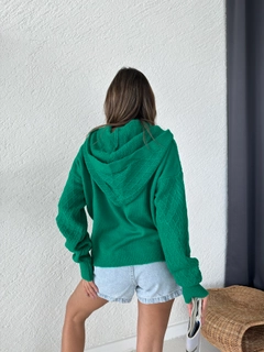 A wholesale clothing model wears myf10075-soft-hooded-sweater-green, Turkish wholesale Sweater of My Fashion