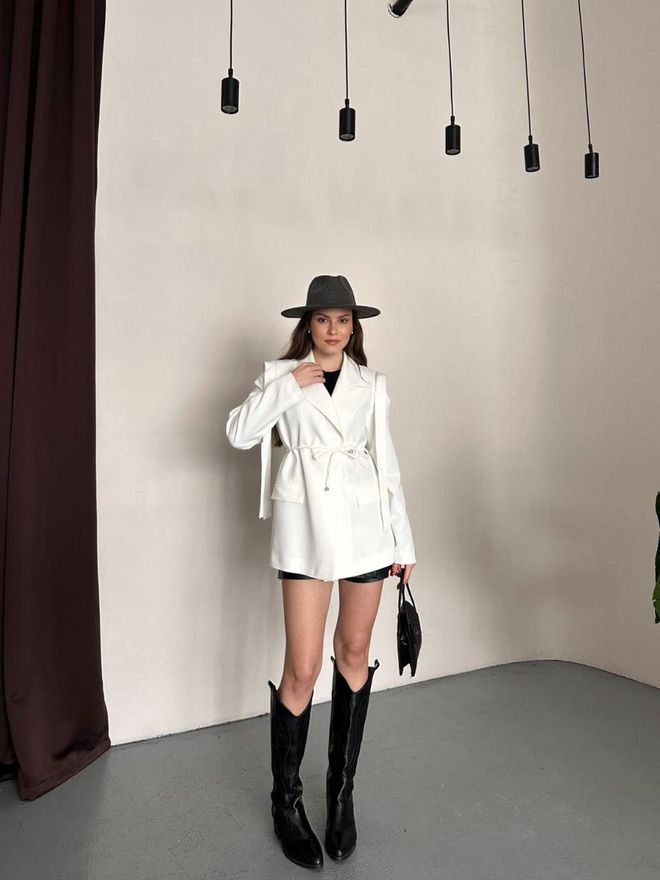 My Jest Fashion Balta Vienguba Rankogalių Aptempta Ir Platėjanti Striukė Didmeninė prekyba drabužiais Viršutiniai drabužiai su sagomis