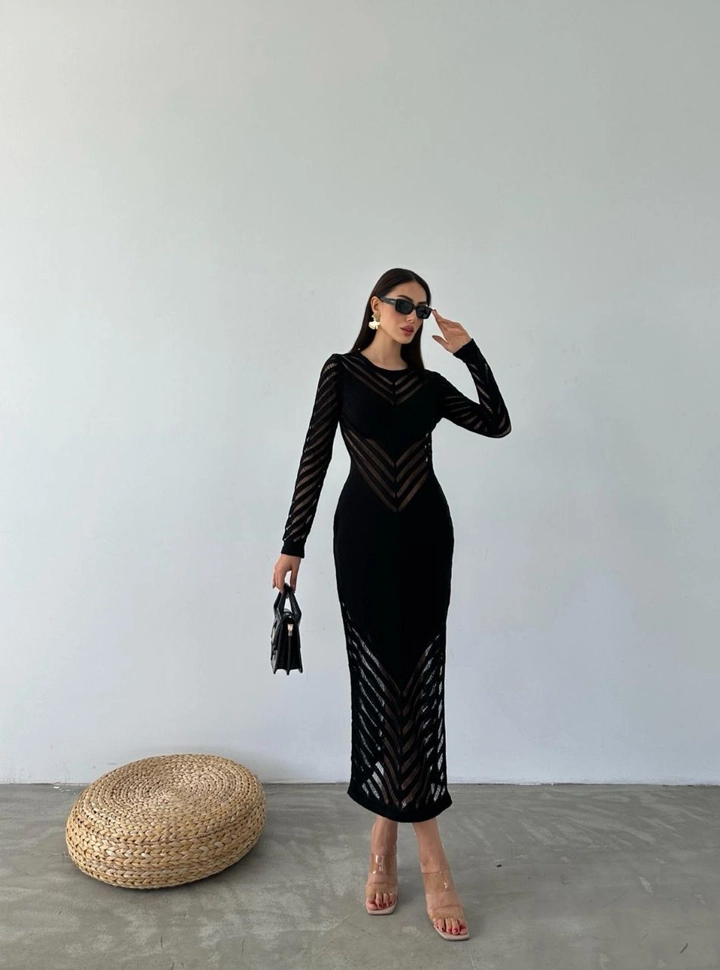 A wholesale clothing model wears myb10653-cuba-mama-knitwear-dress-black, Turkish wholesale Dress of MyBee