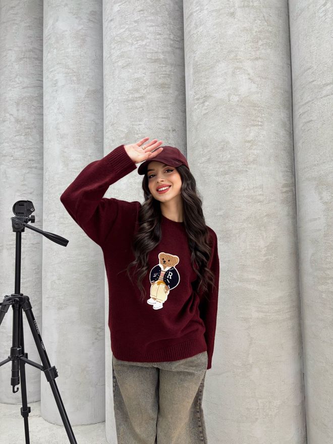 MyBee سترة بثلاثة خيوط بارزة أحمر كلاريت ملابس بالجملة غير رسمي