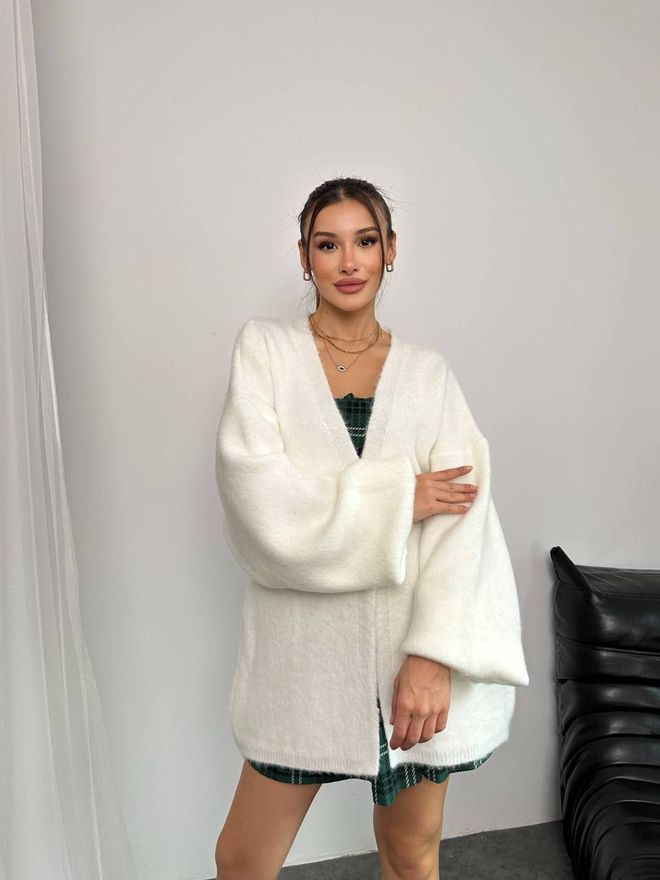 MyBee Beyaz Hırka Bol Kalıp V Yakalı Önlü Açık Toptan Giyim Gündelik