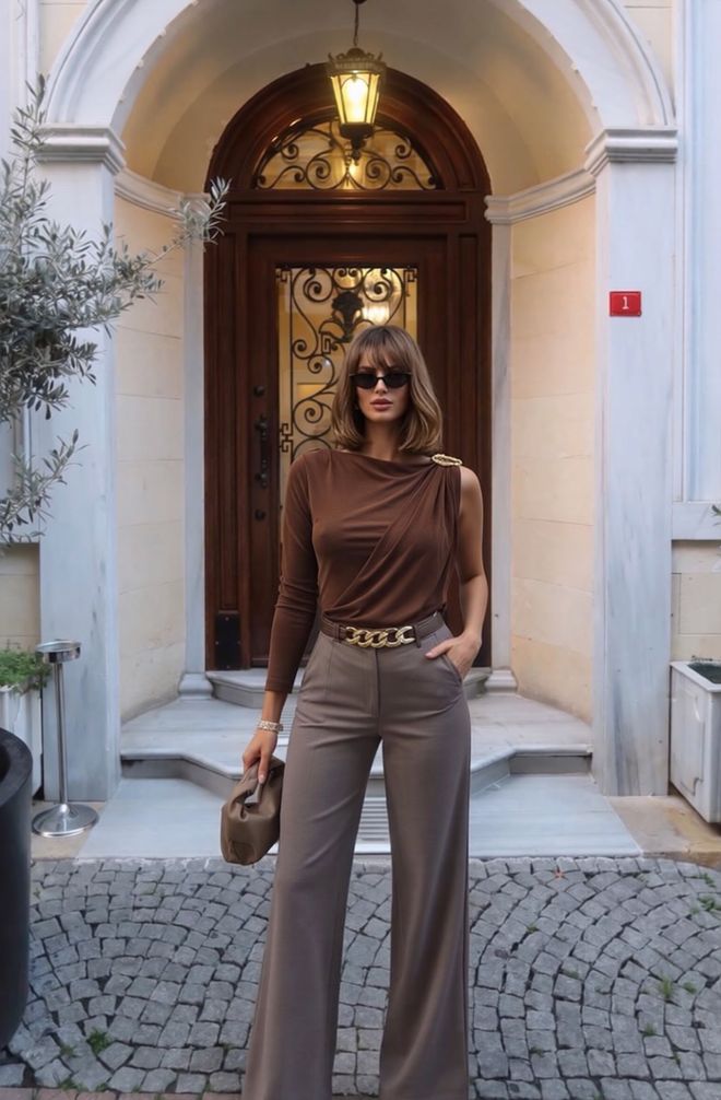 MyBee Body Nero Elegante Con Collo A Una Spalla Abbigliamento all'ingrosso Casuale