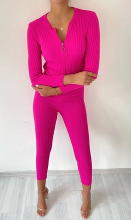 A model wears 39404 - Suit - Fuchsia, wholesale Suit of MyBee to display at Lonca