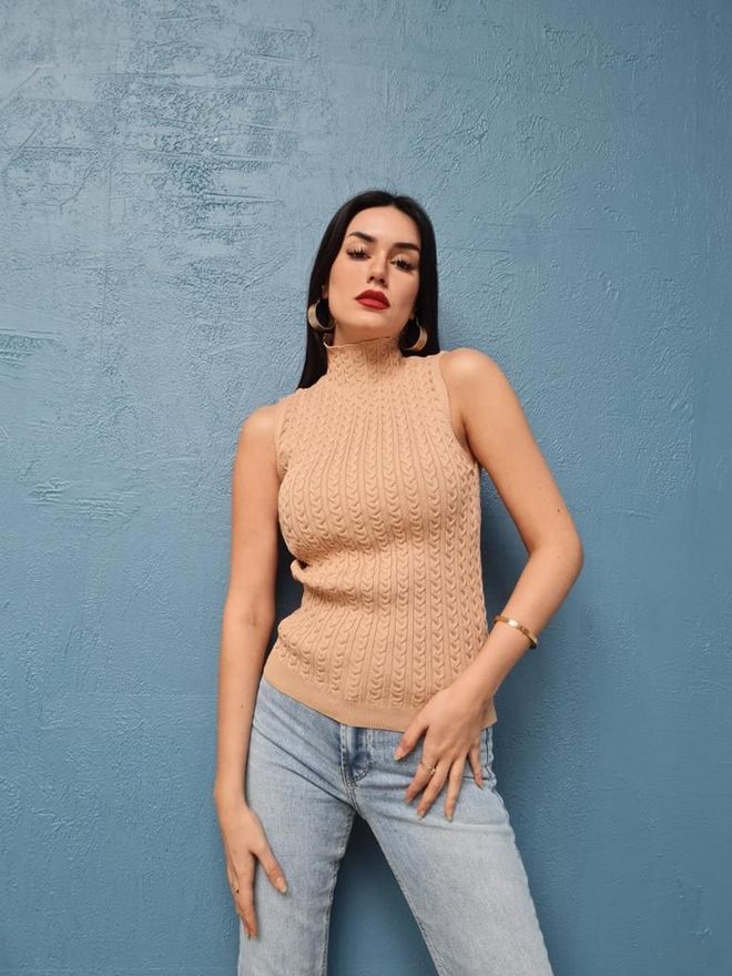 MyBee Crop Maglieria Beige Abbigliamento all'ingrosso Casuale