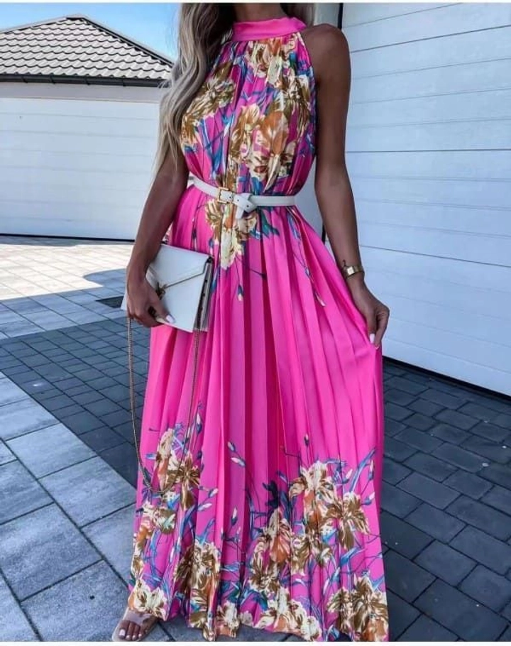 Een kledingmodel uit de groothandel draagt 47389 - Satin Pleat Dress - Fuchsia, Turkse groothandel Jurk van MyBee