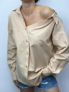 A wholesale clothing model wears MYB10089 - Zara Model Shirt - Beige, Turkish wholesale Shirt of MyBee