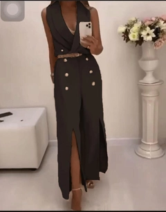 Una modella di abbigliamento all'ingrosso indossa MYB10149 - Slit Jumpsuit, vendita all'ingrosso turca di Tuta di MyBee