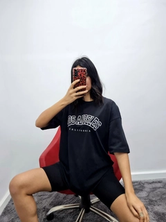 Un model de îmbrăcăminte angro poartă MYB10180 - T-Shirt Los Angeles - Black, turcesc angro Tricou de MyBee
