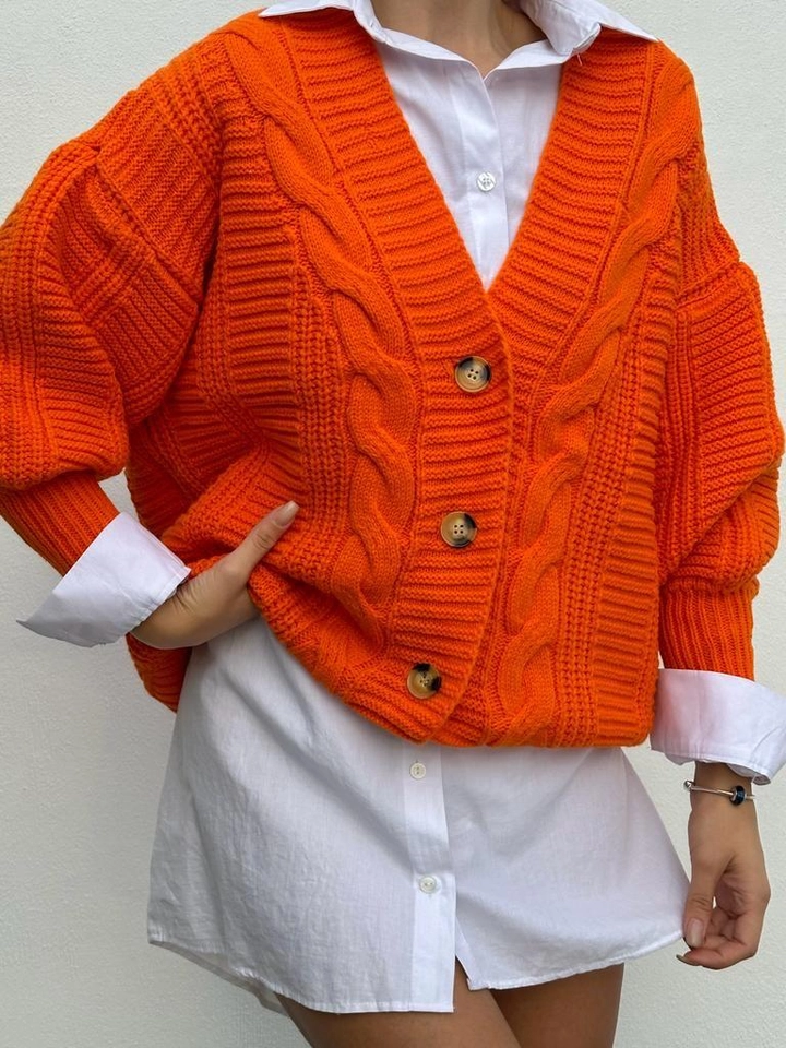 A wholesale clothing model wears myd10111-thick-knitwear-cardigan, Turkish wholesale Cardigan of MyDükkan