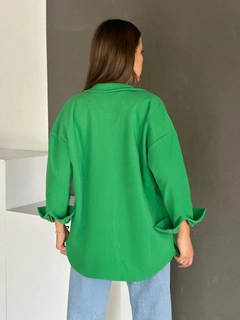 A wholesale clothing model wears myd10095-pocket-stamped-shirt, Turkish wholesale Shirt of MyDükkan