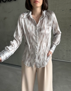 A wholesale clothing model wears myf10548-fuzzy-pattern-shirt, Turkish wholesale Shirt of My Fashion