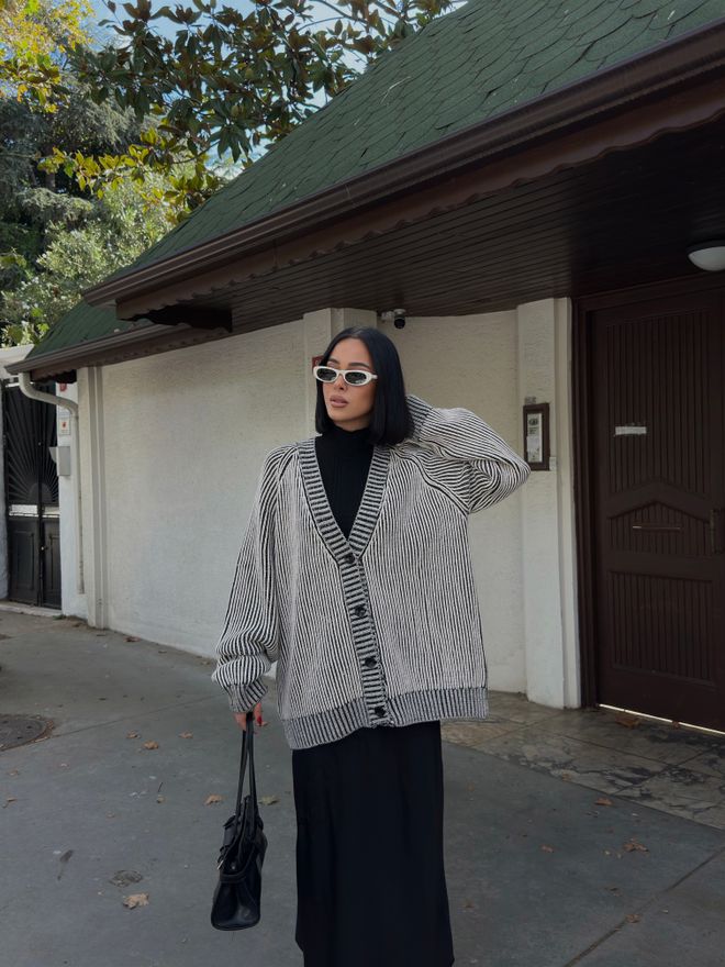 My Fashion Μαύρο Oversized Ριγέ Ζακέτα Με V λαιμόκοψη Και Κουμπιά Χονδρικό εμπόριο ενδυμάτων Casual