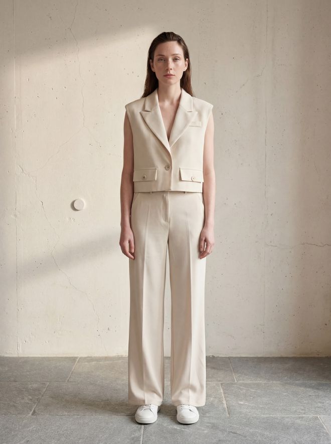 My Fashion Beige Crop Vest With Flap Pockets Wholesale Clothing Spring